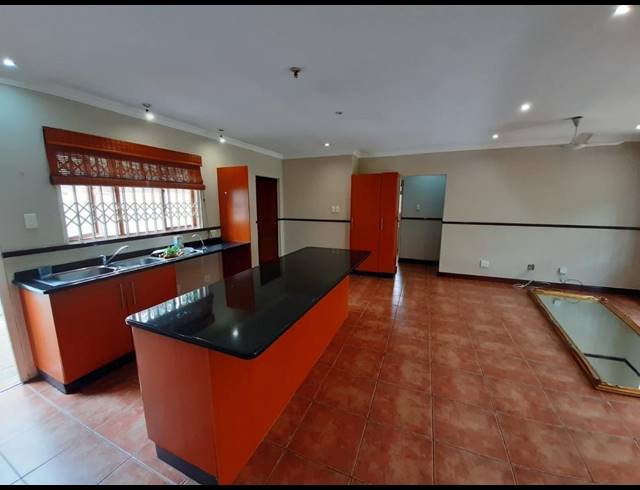 3 BEDROOM HOUSE FOR SALE IN SEAWARD ESTATES